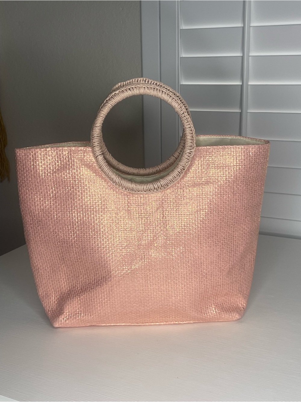 Bijoux Terner Circle-Handle Tote Bag in Blush Shimmer Pink